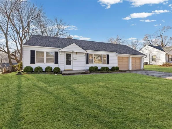 7611 High Dr, Prairie Village, KS 66208