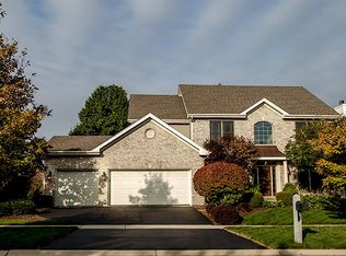 N844 W Curtis Sq, Geneva, IL 60134