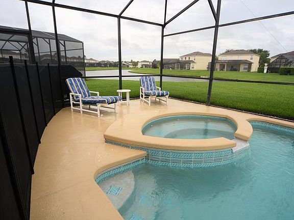 4th image of 4815 Cumbrian Lakes Dr