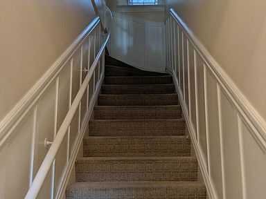 Entry Stairwell