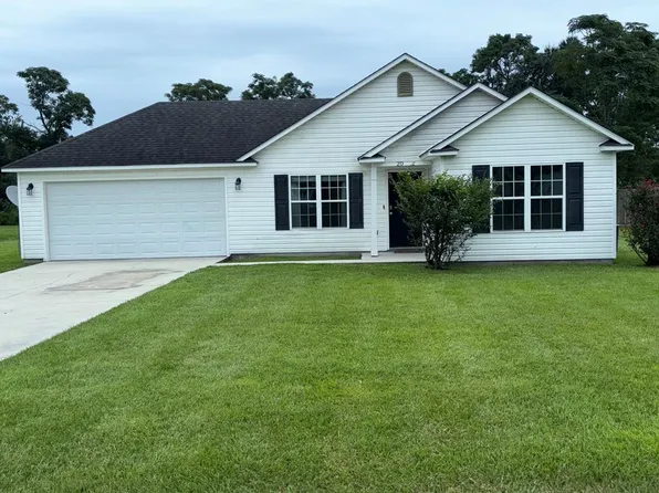 20 N Moody Dr, Ray City, GA 31645