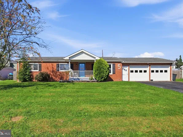 5 Clarke Ct, Thurmont, MD 21788