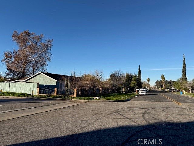 1st image of 24595 E 4th St