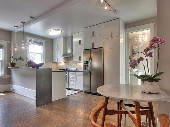 4th image of 4719 18th St #4717