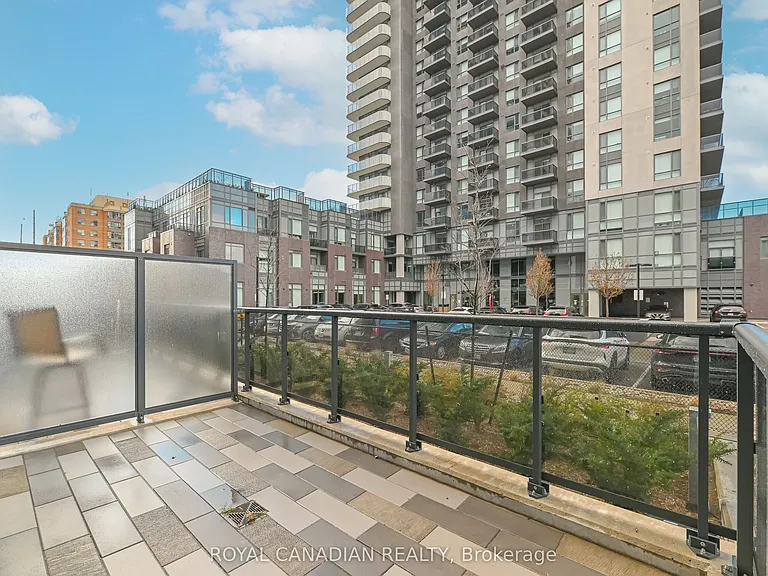 5105 Hurontario St #104 — Photo 26