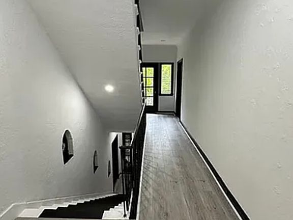 2nd image of 315 N Spaulding Ave APT 3