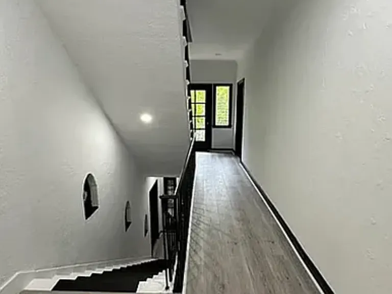 315 N Spaulding Ave #3 — Photo 2