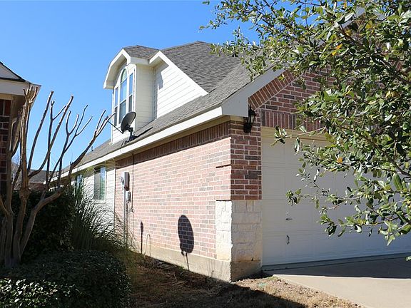 2nd image of 4312 Cannock Dr