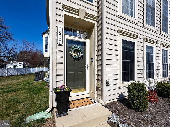 3rd image of 2807 Marley Ln
