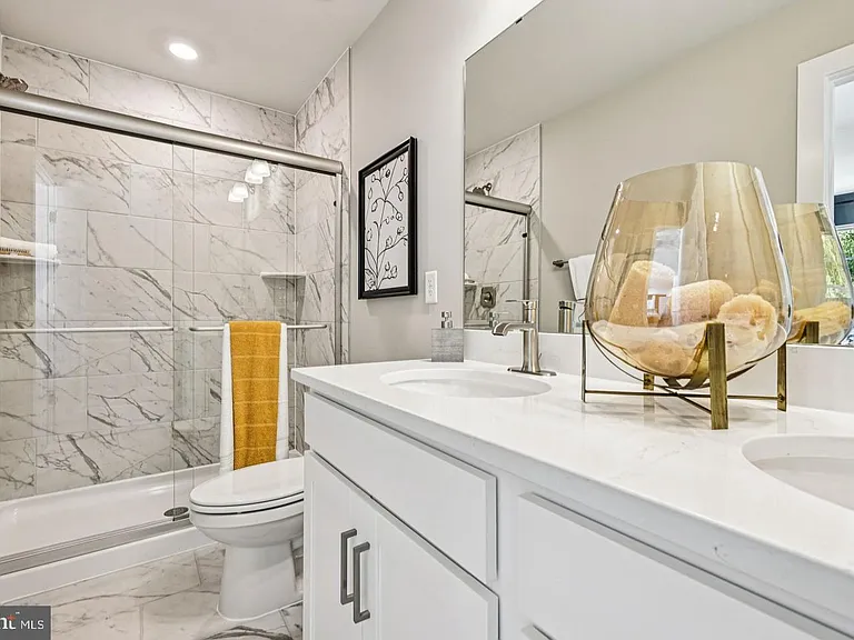 1805 Harvest Dr — Photo 7