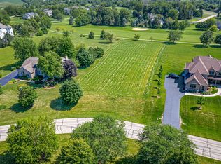 925 Carolyn Ct, Elburn, IL 60119