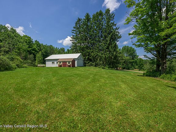 3rd image of 105 Norton Road