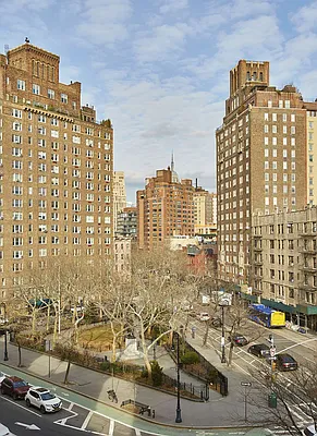 Sold by Compass | media 14