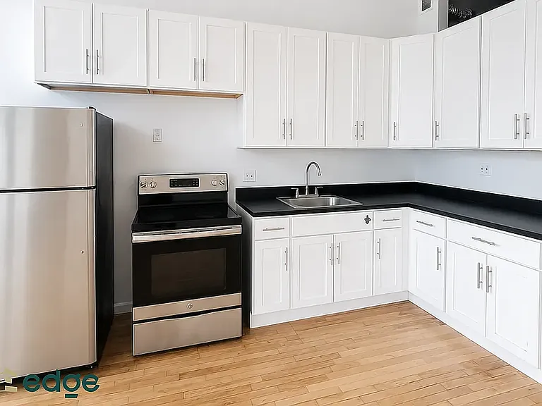 385 Troutman St #311 — Photo 4