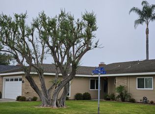20762 Chaucer Ln, Huntington Beach, CA 92646