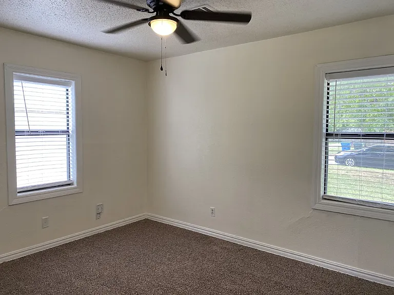 417 Babb Dr — Photo 13