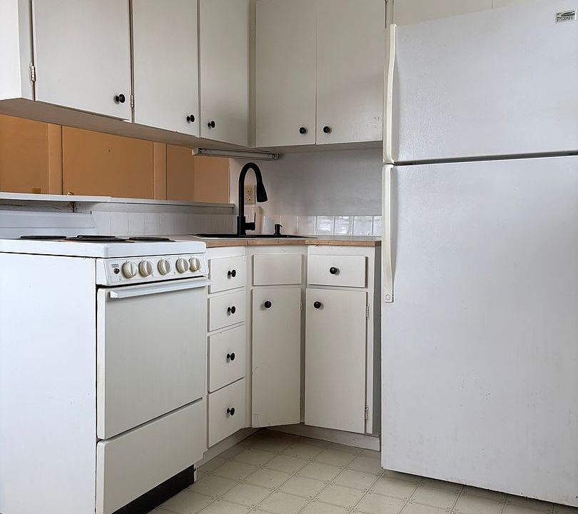 1st image of 2210 C St #5