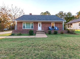 151 Old Huntingdon St, Lexington, TN 38351