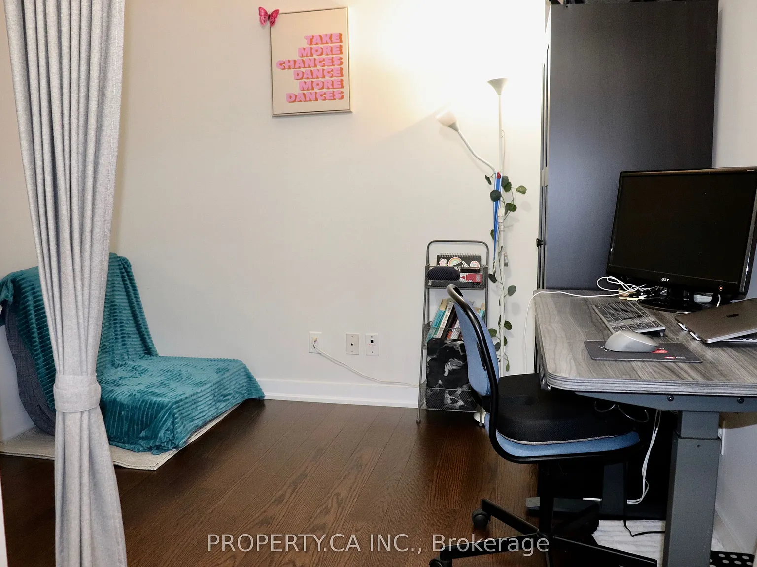 Studio on Richmond — Photo 4