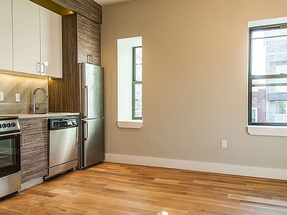 5th image of 2 N Henry St #3A
