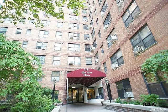 6434 102nd St APT 3S photo 1