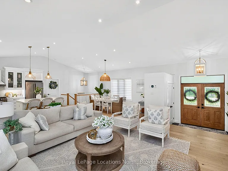 15 Pinecone Ave — Photo 22