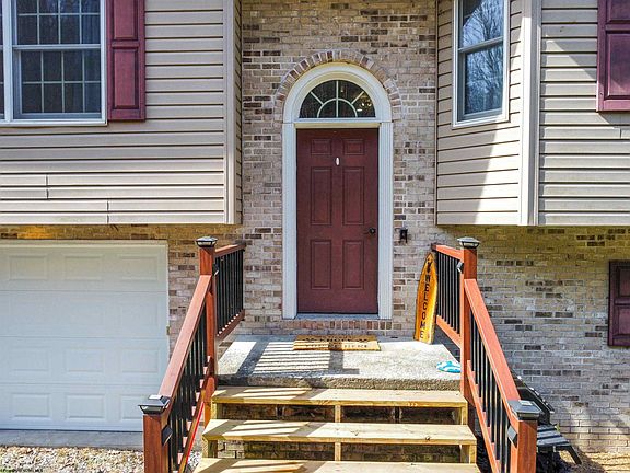 5th image of 211 Tunnel Hollow Rd