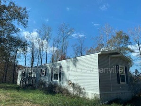 717 Broadway School Rd