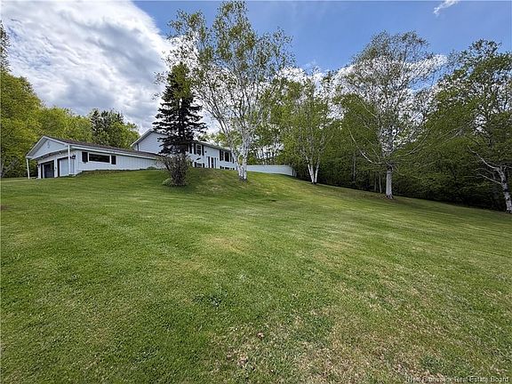 5th image of 25 McNeish Rd