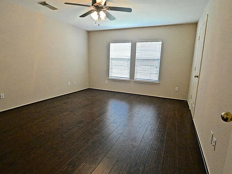 18234 Mayfield Meadow Ln — Photo 15
