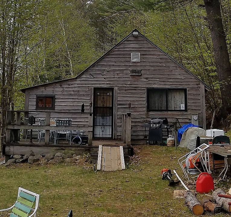 1st image of 32 Cromwell Dr