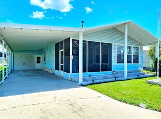 6226 Red Feather Dr, Zephyrhills, FL 33542