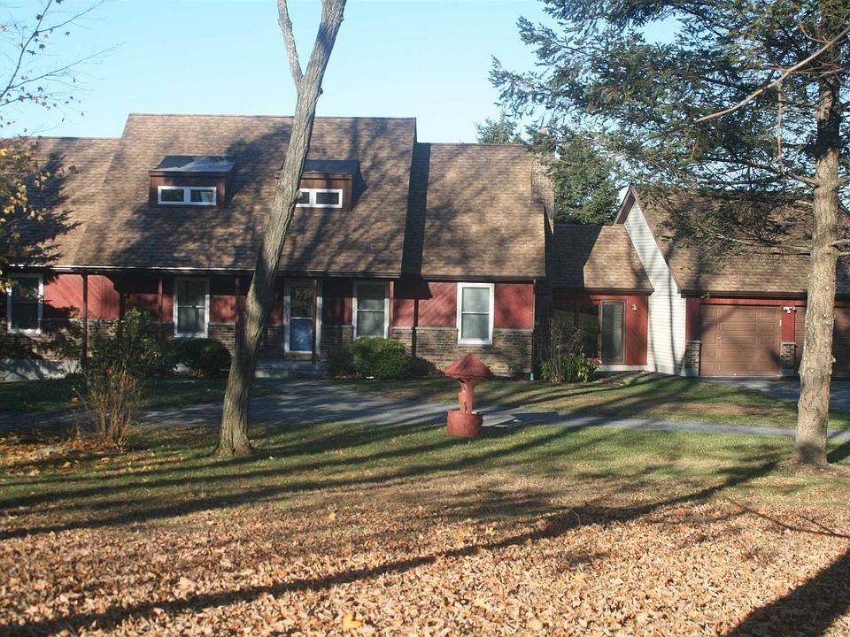 1st image of 17 College Ln