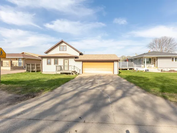 109 Buckley St, Sloan, IA 51055