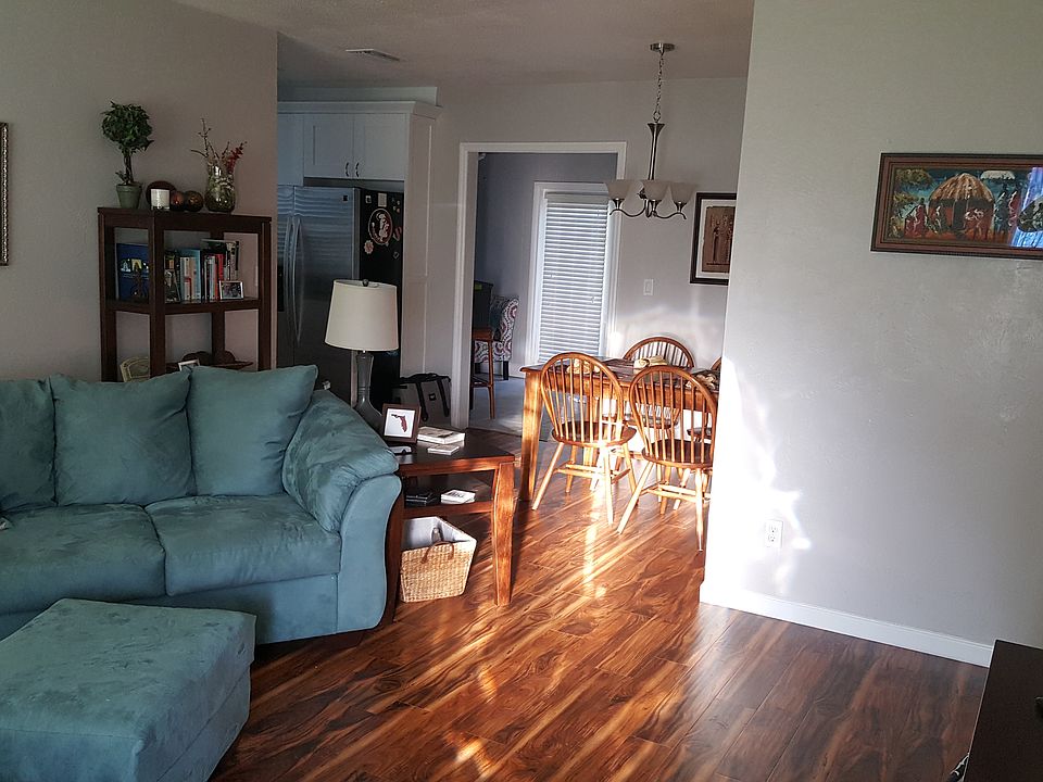 1st image of 3318 37th St N