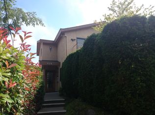 654 W Emerson St APT 3, Seattle, WA 98119