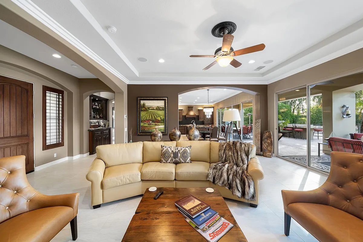 Building Photo - 48532 Big Horn Dr
