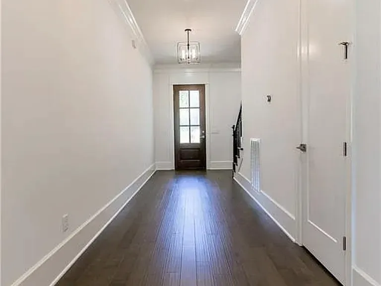 2301 N Marks Mill Ln — Photo 2