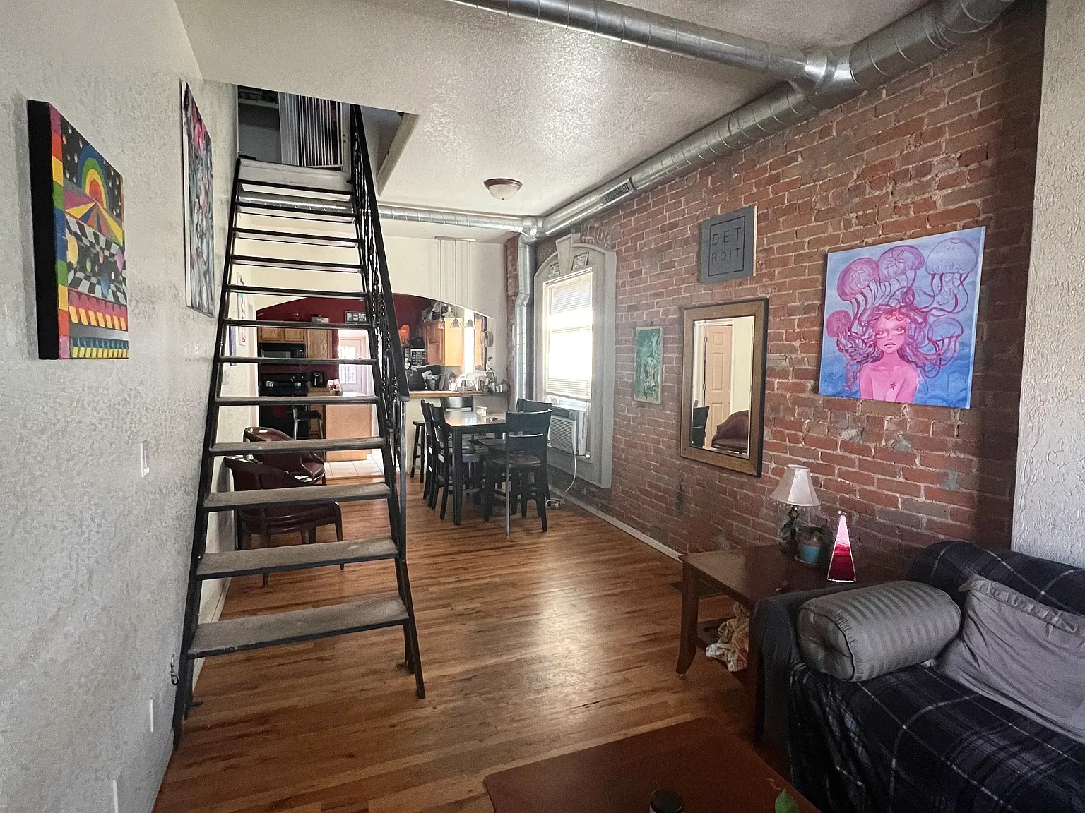3 bed, 1892 sqft, $3,000 — Photo 4