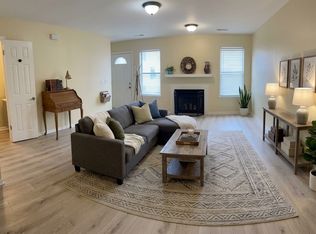260 Pine Shadow Dr, Goose Creek, SC 29445