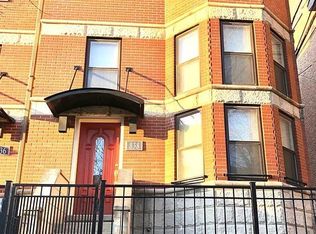 838 E 40th St, Chicago, IL 60653