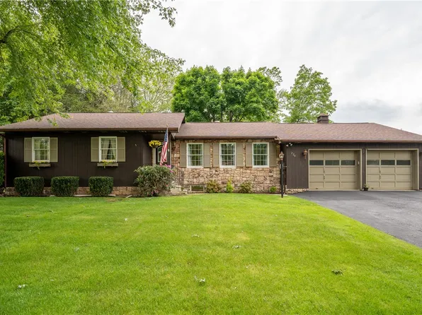 224 Kelly Dr, Windber, PA 15963