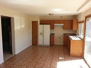 5th image of 5629 Court Leona