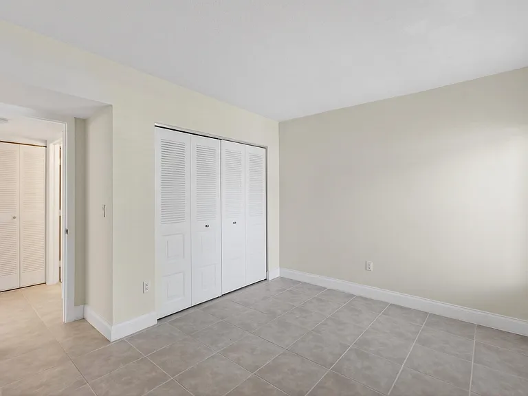 351 Club Cir #101 — Photo 42