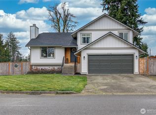 27115 212th Pl SE, Maple Valley, WA 98038