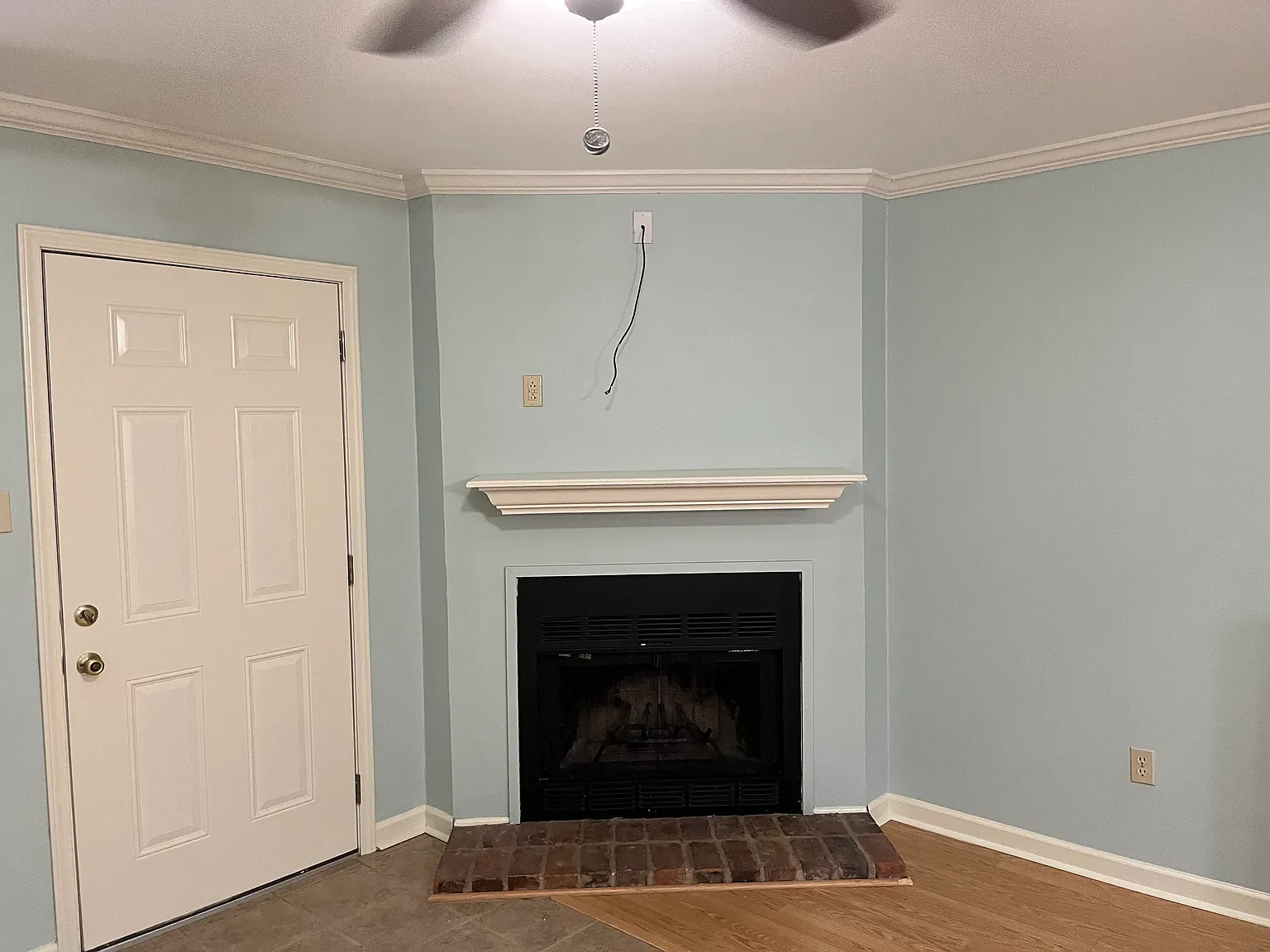 2 bed, 1.5 bath, 1260 sqft, $1,350 — Photo 2