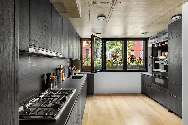 Sold by Compass | media 4