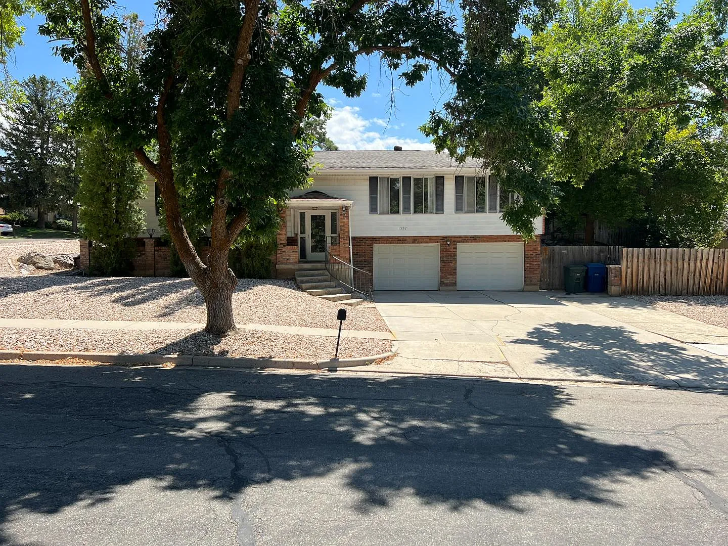 1597 Navajo Dr — Photo 4