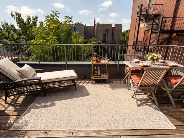 1136 Dean Street image 1 of 10