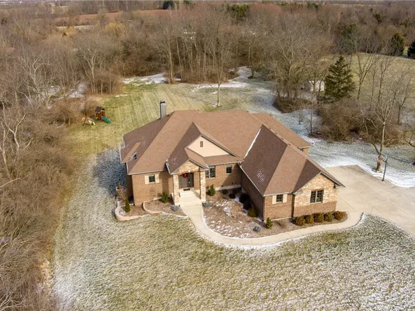 5366 Thomas Dr, Waynesville, OH 45068